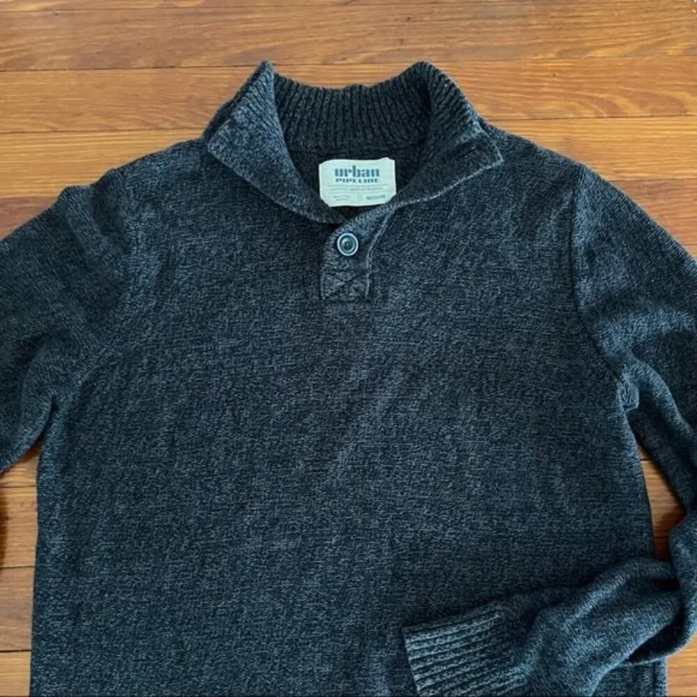 Urban Pipeline Mens Size Medium Knit Style Sweater 3/4 Button Collar